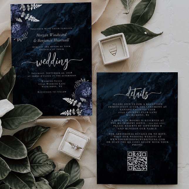 Eleganter Navy Blue Silver Floral QR Code Hochzeit Einladung (Von Creator hochgeladen)