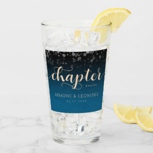 Eleganter Pfirsich-Ozeanblauer Hochzeitsstart eine Glas