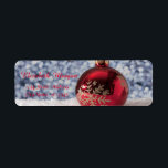 Eleganter Red Christmas Ball, Snow, Bokeh<br><div class="desc">Eleganter Weihnachtsroter Ball auf Schnee. Ein elegantes und raffiniertes Design. Passen Sie Ihre Namen und Adressdaten an.</div>