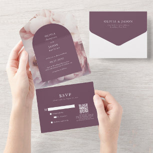 Eleganter Regal Lila Peonies Arch QR Code Wedding All In One Einladung