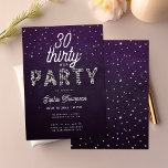 Eleganter Rhinestones Glitzer Lila 30. Geburtstag Einladung<br><div class="desc">Eine schlichte,  moderne,  elegante und schicke Party Einladung aus dem 30. Jahrhundert mit lila Hintergrund,  das Wort PARTY mit Rhinestonen (simuliert,  nicht echte Steine,  das ist ein digitaler Effekt),  moderne Kalligraphie-Schrift und Typografie in Weiß. Ein schicker,  zeitloser Entwurf für eine Frau an ihrem dreißigsten Geburtstag.</div>