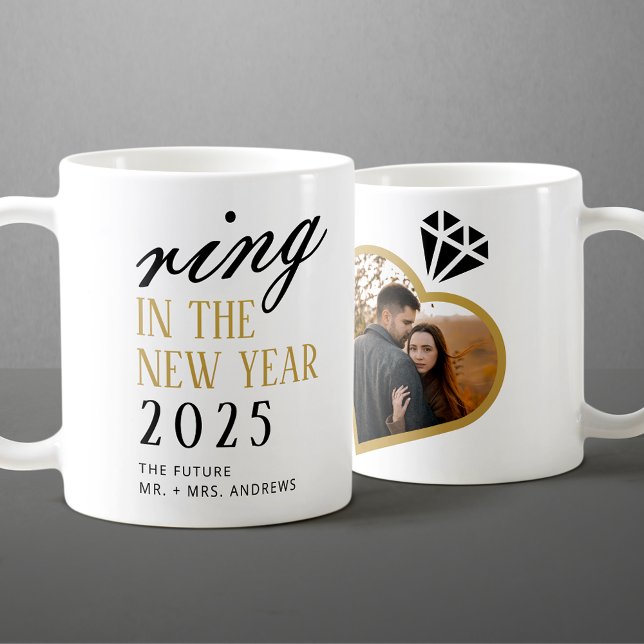 Eleganter Ring in der Neujahrsweihnacht der Verlob Kaffeetasse (Von Creator hochgeladen)