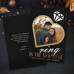 Eleganter Ring zum neuen Jahr Verlobung Weihnachte Feiertagskarte