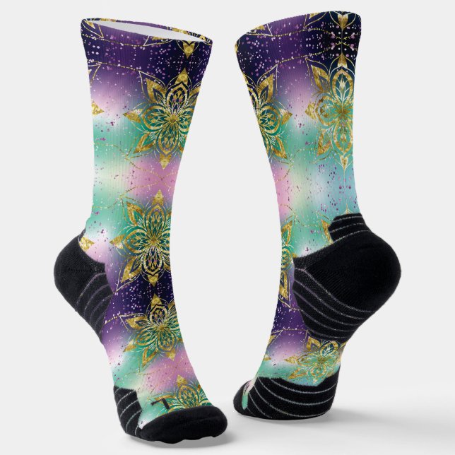 Eleganter Rosa lila grüner Urlaub Snowflakes Stars Socken (Gewinkelt)