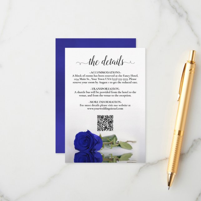Eleganter Royal Blue Rose Wedding Details QR Code Begleitkarte (Vorderseite/Rückseite Beispiel)