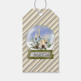 Eleganter Schneeglobe mit Kerzen und Pine Bough Geschenkanhänger