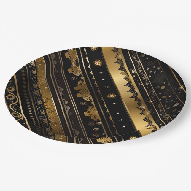 Eleganter Schwarz-Gold-Diagonal gestreift Pappteller (Schrägansicht)
