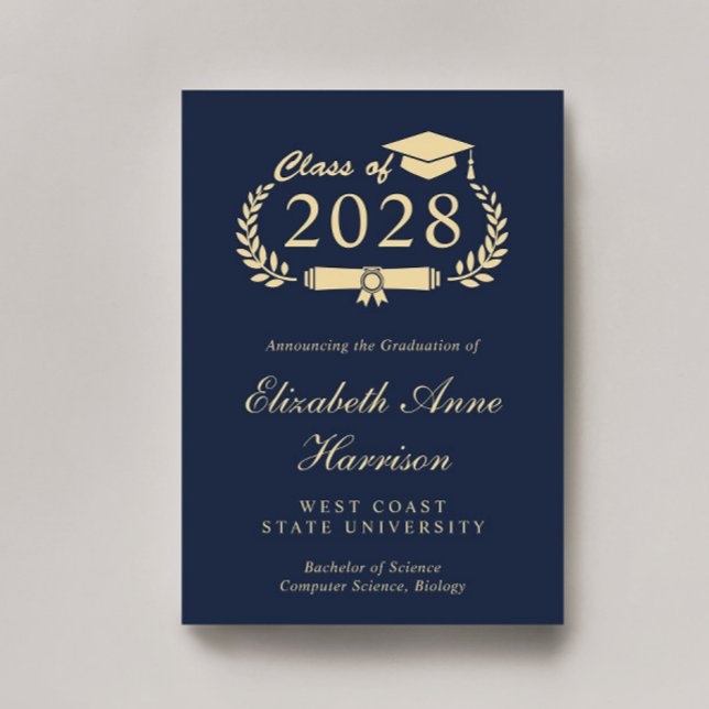 Eleganter Script Blue Gold Uni-Abschluss Ankündigung (Share the pride and excitement of your graduate's achievement with friends and family near and far)