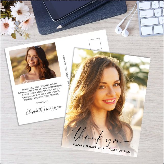 Eleganter Script Foto Overlay Abschluss Vielen Dan Postkarte (Elegant Script Photo Overlay Graduation Thank You Postcard)