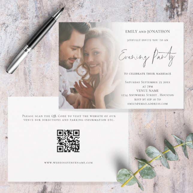 Eleganter Script-Foto QR-Code Hochzeitssender Aben Einladung (Front and back view. Available digitally or printed. Part of a large matching wedding suite)