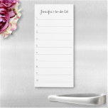 Eleganter Script-Individuelle Name Personalisiert  Magnetischer Notizblock<br><div class="desc">Fügen Sie einen Namen hinzu, und erstellen Sie einfach Ihr personalisiertes Listennotepad. Klicken Sie auf Weiter, um die Hintergrundfarbe oder Textfarbe zu ändern. Sie können dieses Design auf anderen Zazzle-Produkten übertragen und an die meisten Zazzle-Produkte anpassen. Standard Studio Designs werden in hochauflösender Vektorgrafik für einen beruflichen Druck hergestellt. Vielen Dank,...</div>