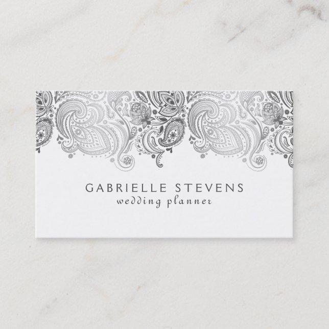 Eleganter Silber- und White Paisley-Hochzeitsplane Visitenkarte (Vorderseite)