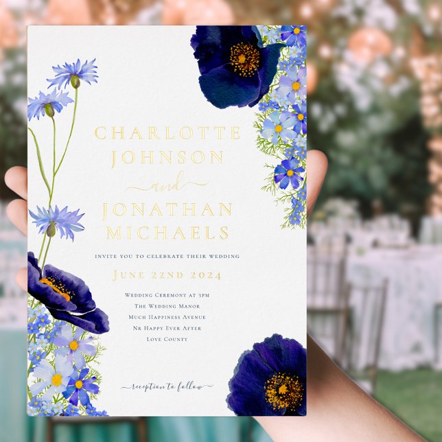 Eleganter Sommer Blau und Gold Folieneinladung (Elegant Blue summer floral watercolor and stylish Gold Foil typography script wedding invitation )