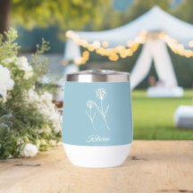 Eleganter staubblauer einfacher Blumenstrauß