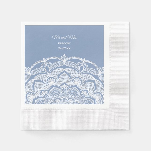 Eleganter, staubiger, weißer Spitzenmanala Serviette (Vorderseite)