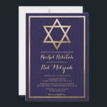 Eleganter Stern von David: Moderner Bat Mitzvah Einladung<br><div class="desc">Feiern Sie den besonderen Tag Ihres Kindes mit unserer modernen und eleganten Fledermausmitzvah-Einladung. Das Design umfasst ein Imitat, gedruckt mit Goldfolie Star of David und Rahmen, Set vor einem einfachen marineblauen Hintergrund mit verzierter kursiver Typografie. Diese schicke, hübsche, minimalistische und regale Einladung ist die perfekte Wahl, um dieses bedeutsame Ereignis...</div>