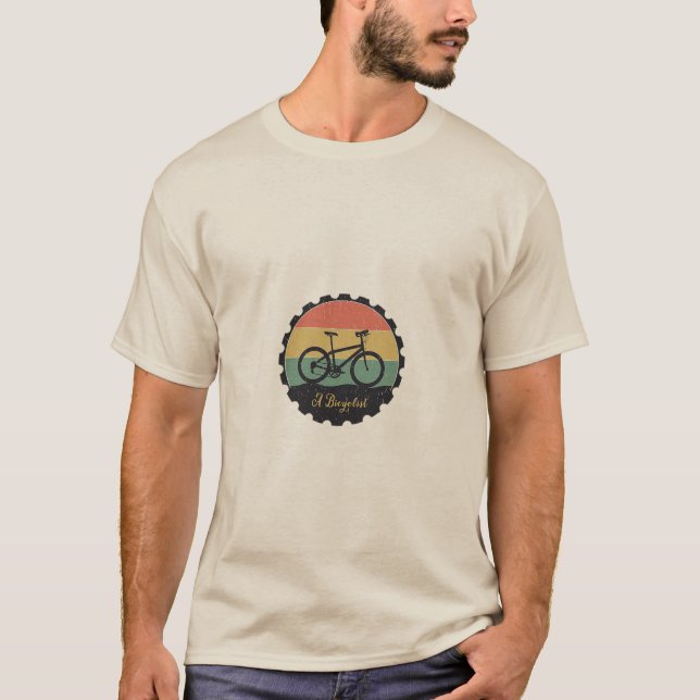 Eleganter T - Shirt mit luxuriösem Design (Vorderseite)