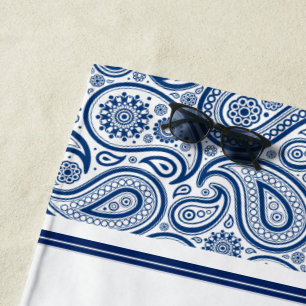 Eleganter Vintager Paisley in Marineblau und Weiß Strandtuch