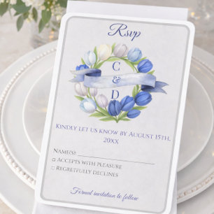 Eleganter Wasserfarben-Tulpenkranz Hochzeit Blau E RSVP Karte