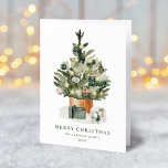 Eleganter Weihnachtsbaum ohne Foto Feiertagskarte<br><div class="desc">Elegante Nicht-Foto-Urlaubskarte mit festlichem Weihnachtsbaum in Aquarellfarbe mit Glasverzierungen und umrahmt von Geschenken. Personalisieren Sie die Karte, indem Sie einen benutzerdefinierten Gruß, Ihren Familiennamen und das Jahr hinzufügen. Fügen Sie eine benutzerdefinierte Nachricht in die Innenseite der Karte hinzu oder verließ leer, um Ihre eigene zu schreiben. Auf der Rückseite der...</div>