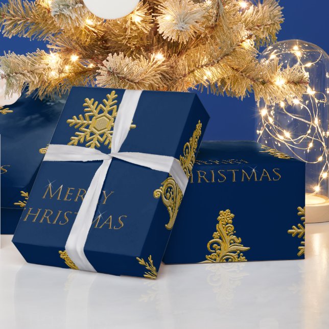 Eleganter Weihnachtsbaum Snowflake auf dem Blue Geschenkpapier (Feiertage)