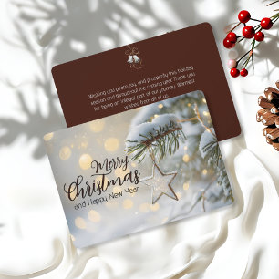 Eleganter Weihnachtsstern-Ornament auf Kiefernzwei Feiertagskarte