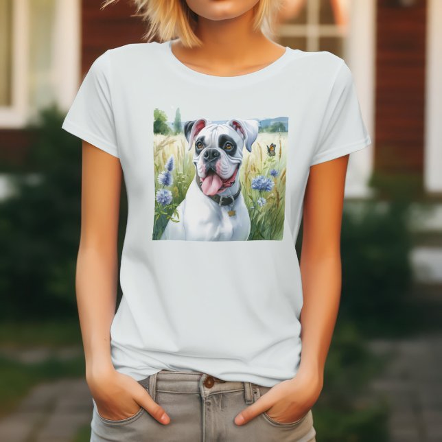 Eleganter weißer Boxerhund unter den Blüten T-Shirt (Von Creator hochgeladen)