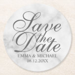 Eleganter weißer Marmor Hochzeit speichern Sie das Runder Pappuntersetzer<br><div class="desc">Elegantes Design mit dem Titel "Save the Date" in grauem,  elegantem Script-Schriftart mit Namen und Hochzeitsdatum in grauem Serif-Schriftart-Stil auf weißem Marmorboden.</div>