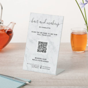 Eleganter, weißer Marmor-Make-up, digitaler QR-Pre Sockelschild
