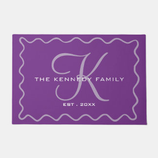 Eleganter welliger Rahmen Familienname Monogramm l Fußmatte