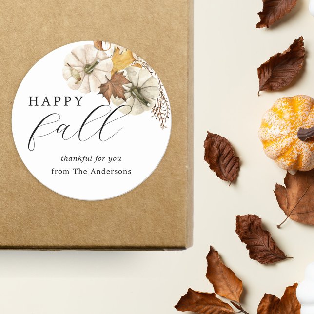 Eleganter White Pumpkins Happy Fall Erntedank Runder Aufkleber (Von Creator hochgeladen)