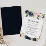 Eleganter Winter floral wir machen noch Vow Erneue Einladung<br><div class="desc">Dieses elegante Winterblumengeschoss,  das wir immer noch mit der Einladung zur Gelbfeier abhalten,  ist perfekt für eine einfache Feier und Feier zur Gelbfeier. Das Design ist in dunkelblau,  blau,  blau,  navy,  rosa,  rot,  goldgelb und grün,  Blume gehalten und in eleganten Bouquets untergebracht.</div>