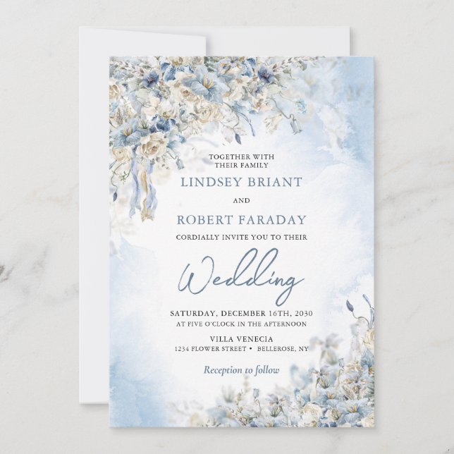 Eleganter Winter staubige blaue Blumen und weiße R Einladung (Vorderseite)