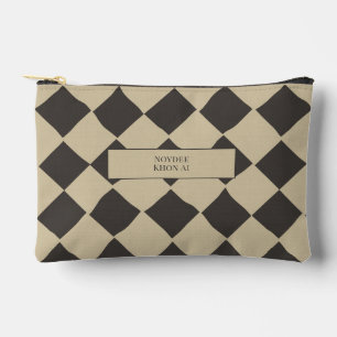 Eleganter zeitloser Name Beige und Dunkel Karo bei Zubehörtasche