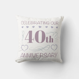 Elegantes 40. Hochzeitsjubiläum in Lila Kissen