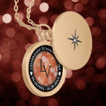 Elegantes 8. 32. Geburtstag der Bronze Medaillon<br><div class="desc">Feiern Sie den 8. oder 32. Hochzeitstag mit diesem Gedenklocket! Elegante Schwarz-Weiß-Schrift mit hexagonalen Konfetti auf Bronze-Hintergrund verleihen diesem besondere Anlass eine unvergessliche Touch und einen (außergewöhnlichen) Meilenstein. Passen Sie sich mit den Initialen des Paares, einer besonderen Nachricht und den Terminen für ihren Bronzebeirat an. Design © W.H. Sim. Weitere...</div>