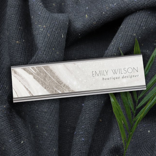 Elegantes Abstraktes Blassgoldenes Marmor Agate Schreibtischnamensplakette (Von Creator hochgeladen)