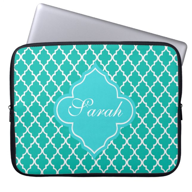 Elegantes aquamarines Quatrefolienmuster Monogramm Laptopschutzhülle (Vorderseite)