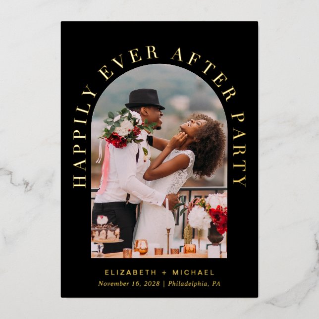 Elegantes Arch Foto Hochzeit Empfang Black Gold Folieneinladung (Vorderseite)