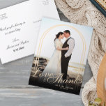 Elegantes Arch Foto Script Moderne Liebe Dank Postkarte<br><div class="desc">Stylish Modern Custom Foto Vertical Danke Postcard, entworfen mit weißer romantischer Drehtext-Liebe und Dank über einen schwarzen Farbverlauf auf einem vertikalen Foto. Das einfache Design besteht aus einem Doppelbogen, der zwei Personen repräsentiert, die zusammen in ihrem Leben eins werden. Sie können diese Vorlage ganz einfach online mit unserem einfachen Online-Anpassungstool...</div>