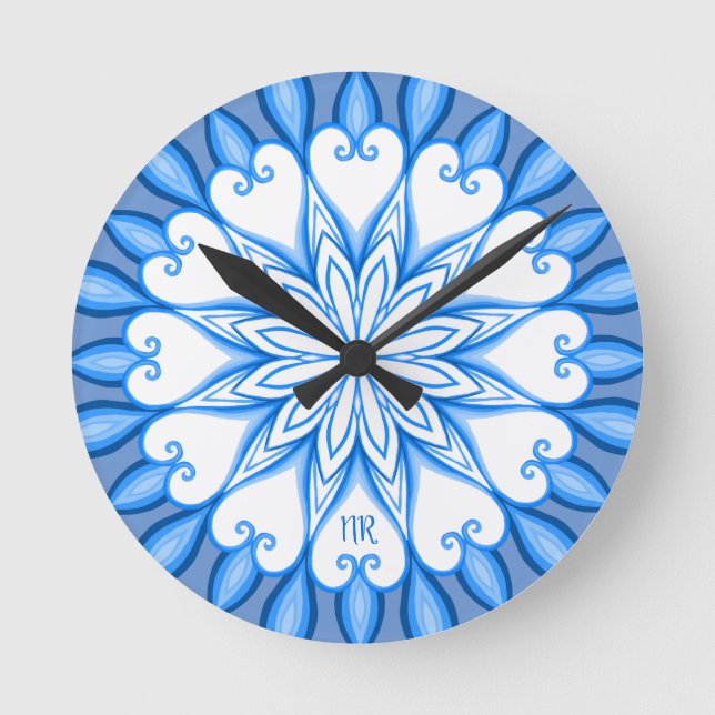 Elegantes ästhetisches White & Blue Mandala Mit Mo Runde Wanduhr (Vorderseite)