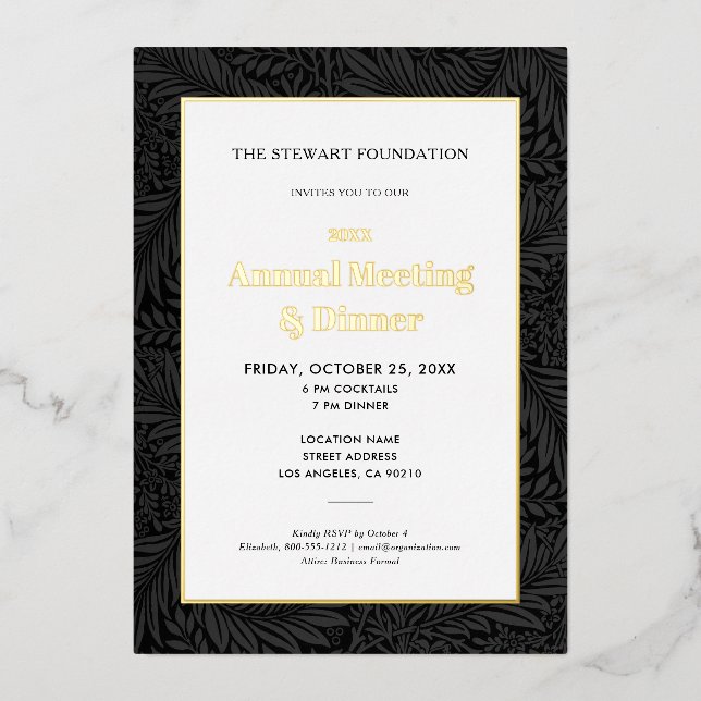 Elegantes Black Botanical Annual Business Dinner Folieneinladung (Vorderseite)