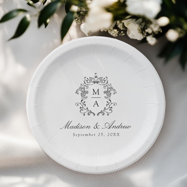 Elegantes Black Chinoiserie Monogram Wappen Weddin Pappteller (Von Creator hochgeladen)