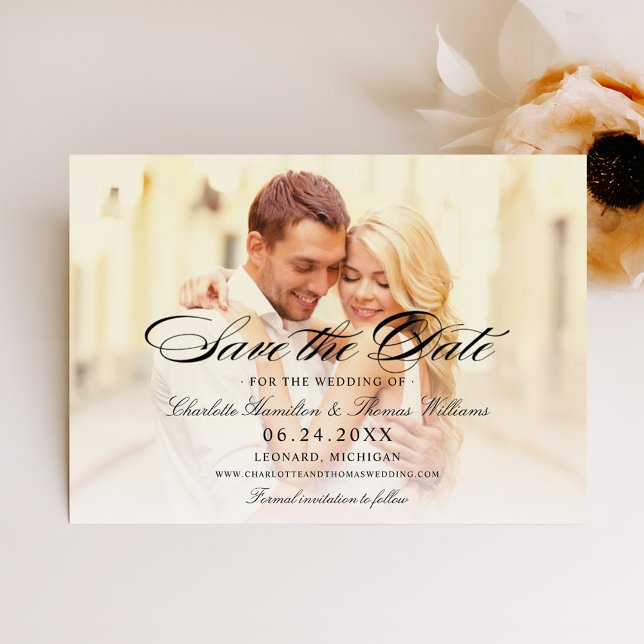 Elegantes Black Script Overlay Wedding Foto Save The Date (Von Creator hochgeladen)