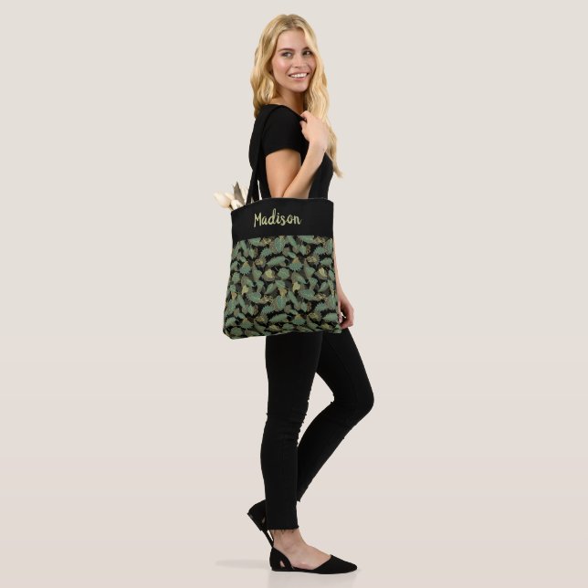 Elegantes Blattdesign Botanisch (Am Model)