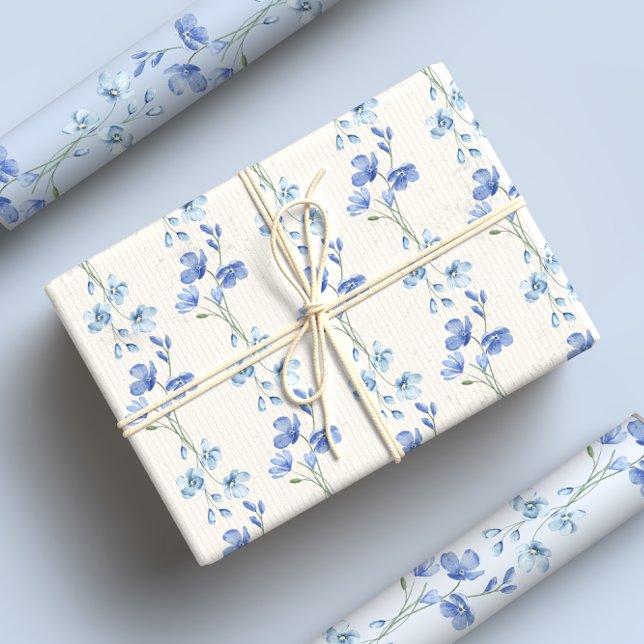 Elegantes Blau und Weiße Wildblume Wasserfarbe Geschenkpapier Set (Von Creator hochgeladen)