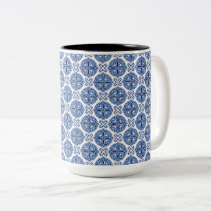 Elegantes blau-weißes marokkanisches Muster  Zweifarbige Tasse