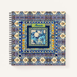 Elegantes blaues Chinoiserie-Floralmonogramm Notizbuch