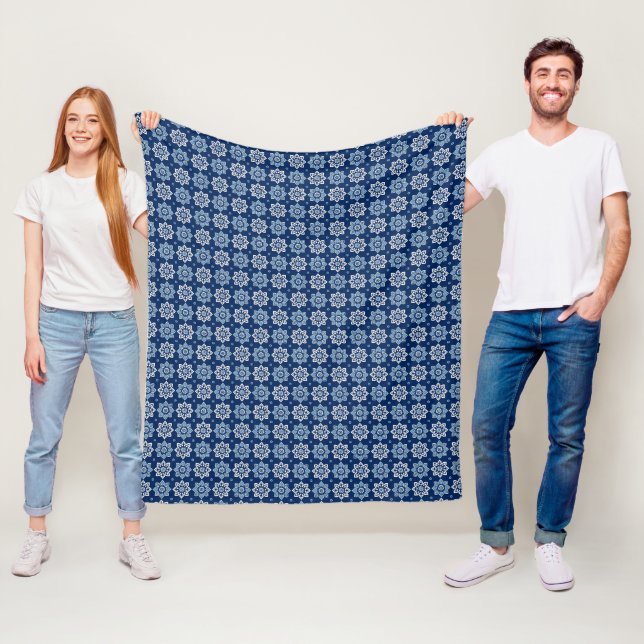 Elegantes blaues Mandala-Blumenmuster Fleecedecke (Beispiel)