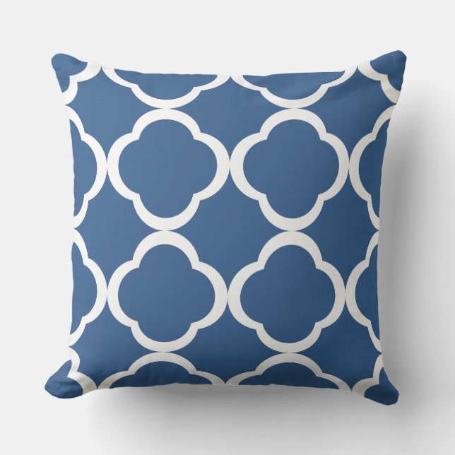 Elegantes blaues Quatrefolienmuster Kissen (Vorderseite)
